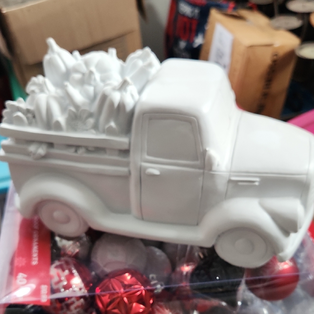 Fall Crafts Paintable Truck Decor